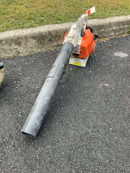 Stihl BG 55 Gas-Powered Handheld Leaf Blower, Machine is in operating condition.