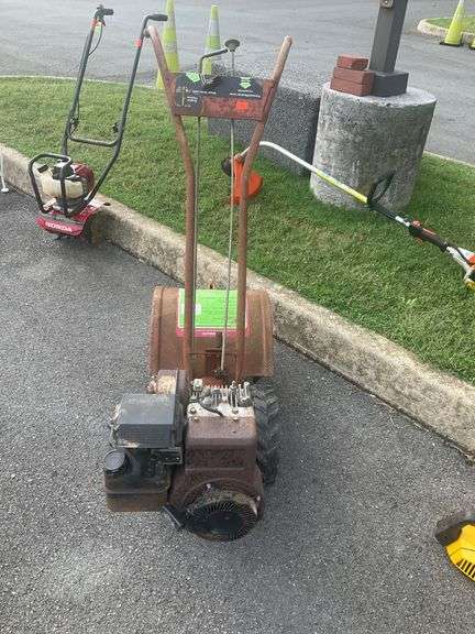Troy-Bilt Pony Rototiller With 18” Clearing Width