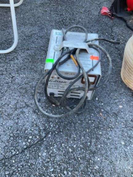 Lester Electrical Lestronic II Model 7850 36 Volt 25 Amp Motive Power ...