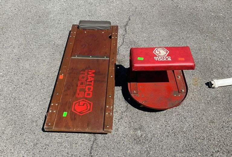 Matco Tools Rolling Stool and Creeper Set - Hash Auctions