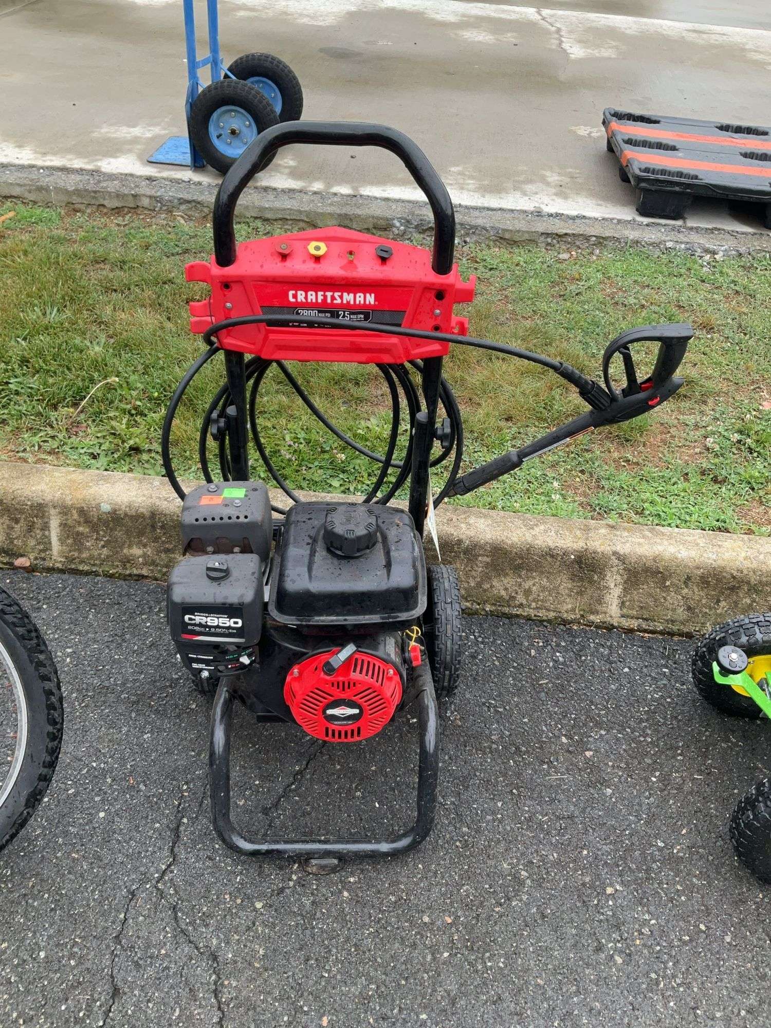 Craftsman 2800 Max PSI 2.5 GPM Gas Pressure Washer With Briggs