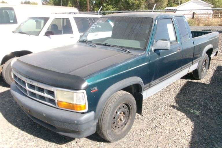 1996 DODGE DAKOTA