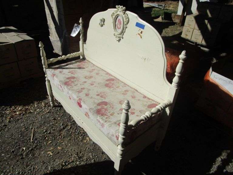 ANTIQUE WHITE LOVE SEAT