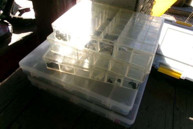 7 ORGINIZERS W/CONTENTS