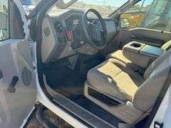 2008 FORD F250 XL W/HINKER SNOW PLOW