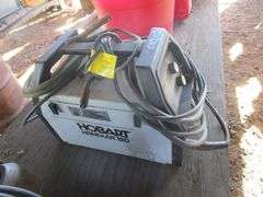 HOBART HANDLER 120 WELDER