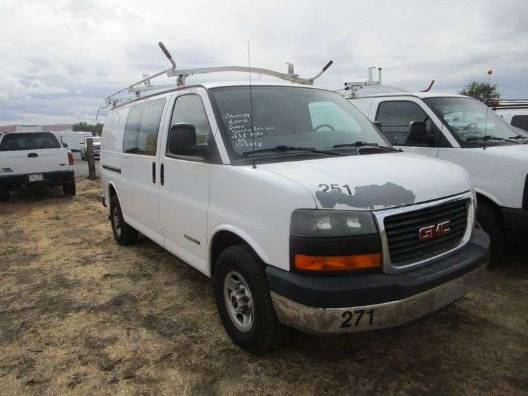 2006 GMC SAVANA CARGO VAN