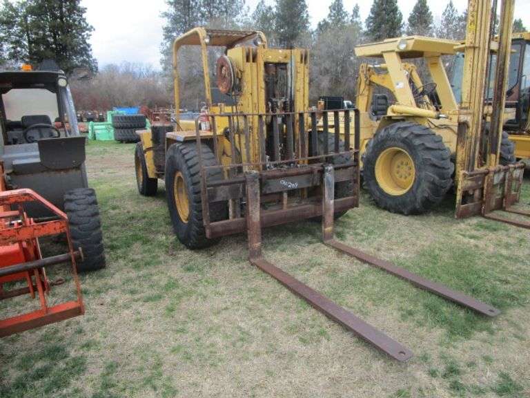 HYSTER 80 FORKLIFT 8000LB, PROPANE 4671 HRS