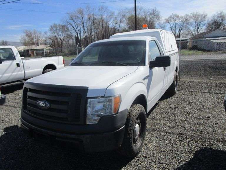 2010 FORD F150 XL