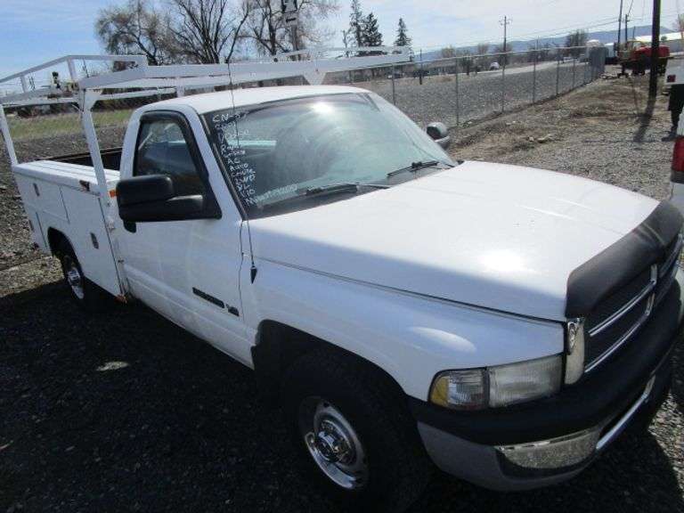 2001 DODGE RAM 2500 UTILITY TRUCK