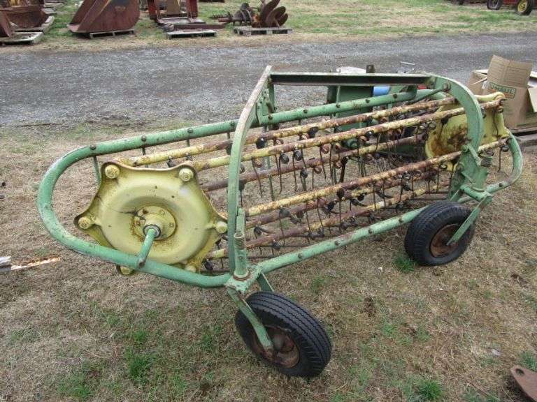 3PT PTO JD HAY RAKE