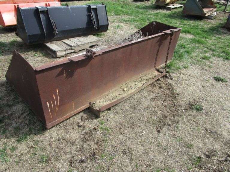 8' FORKLIFT BUCKET