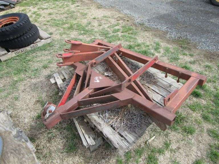 PALLET TRACTOR LOADER FORK ATTACHMENT