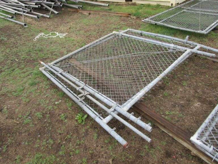 LOT 2 GATES 14X6