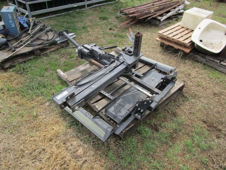 ATV OR WHEEL CHAIR LIFT, BRUNO LIFT
