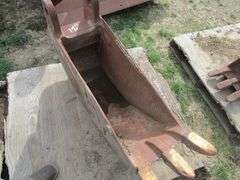 BACKHOE BUCKET CASE 12"