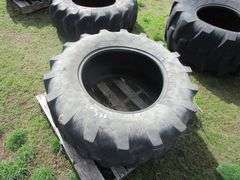 1-TITAN 17.5X24 BACKHOE TIRE