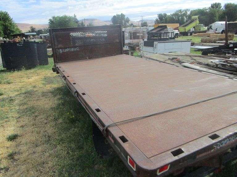 96X16 BED W/HOIST