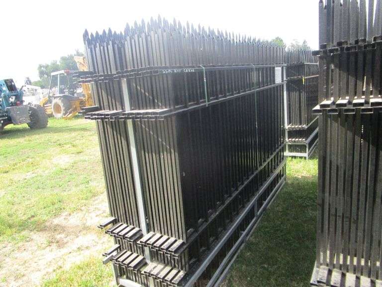 7X10 NEW PUBLIC SPACE FENCING