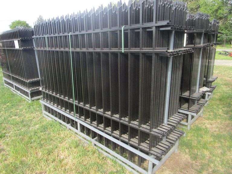 7X10 NEW PUBLIC SPACE FENCING