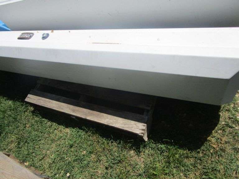 JOB BOX 7'1" P/U TOOL BOX FROM TOYOTA TUNDRA