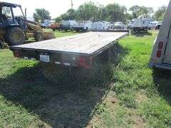 2018 BIG TEX 20 ft FLATBED EQUIPMENT TRAILER W/RAMPS, LIKE NEW