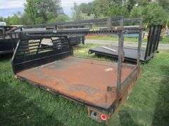 96X9 TRUCK BED W/PIPE RACK