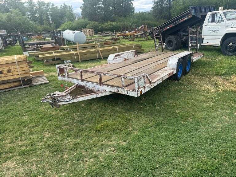 1997 HOME MADE HEAVY DUTY 18' UTILITY TRAILER WITH RAMPS