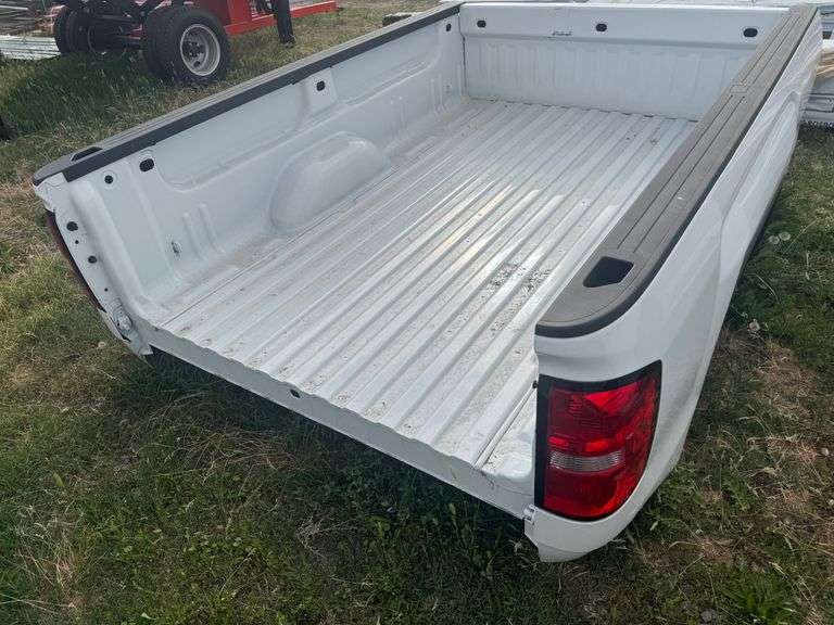 8' GMC SIERRA PU BOX, no tail gate
