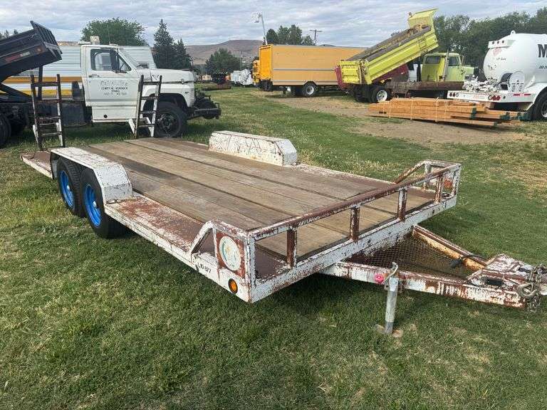 1997 HOME MADE HEAVY DUTY 18' UTILITY TRAILER WITH RAMPS
