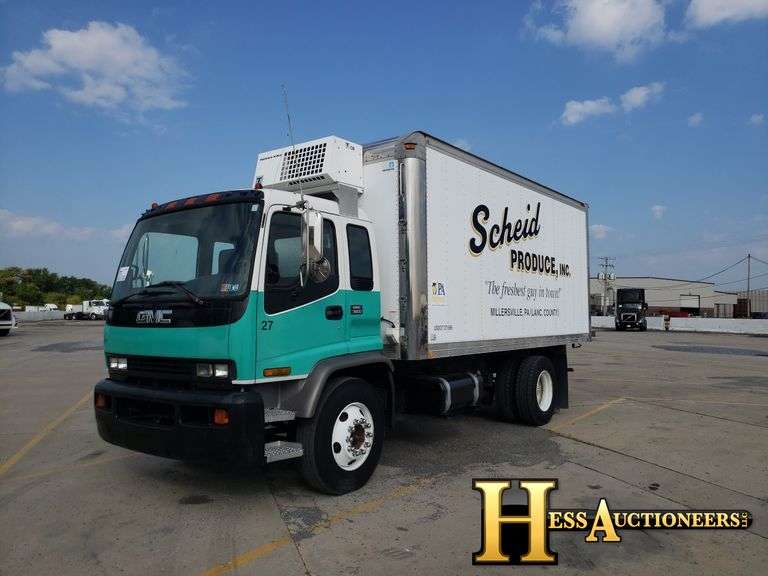 1998 GMC TSERIES BOX TRUCK Hess Auctioneers