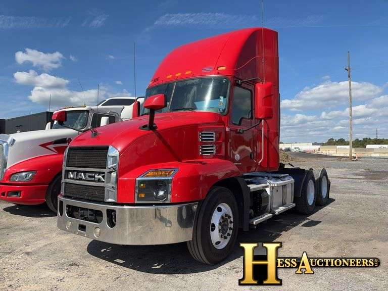 2020  MACK  AN64T  T/A DAYCAB