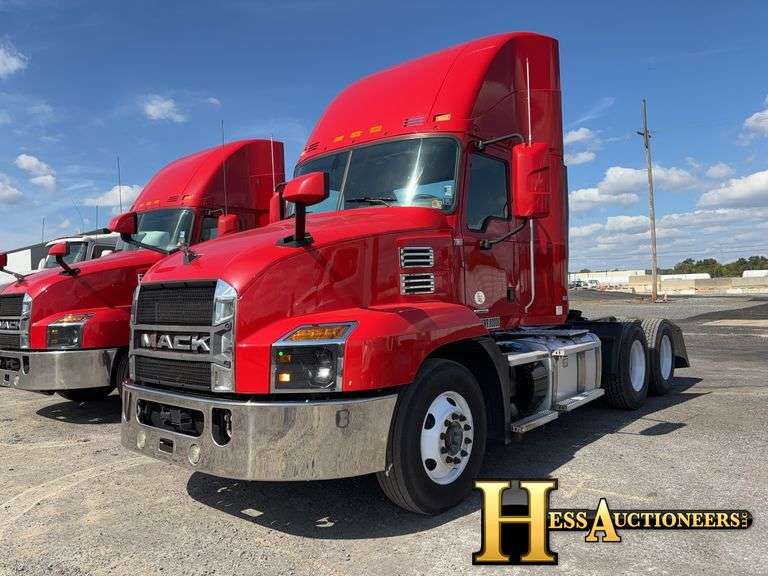 2020  MACK  AN64T  T/A DAYCAB