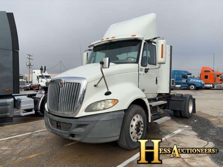 2013  INTERNATIONAL  PROSTAR 113 4X2  S/A DAYCAB