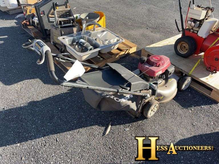 HONDA PUSH MOWER