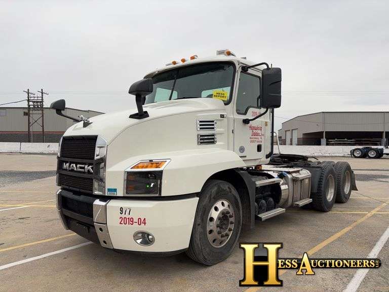 2019  MACK  ANTHEM  T/A DAYCAB