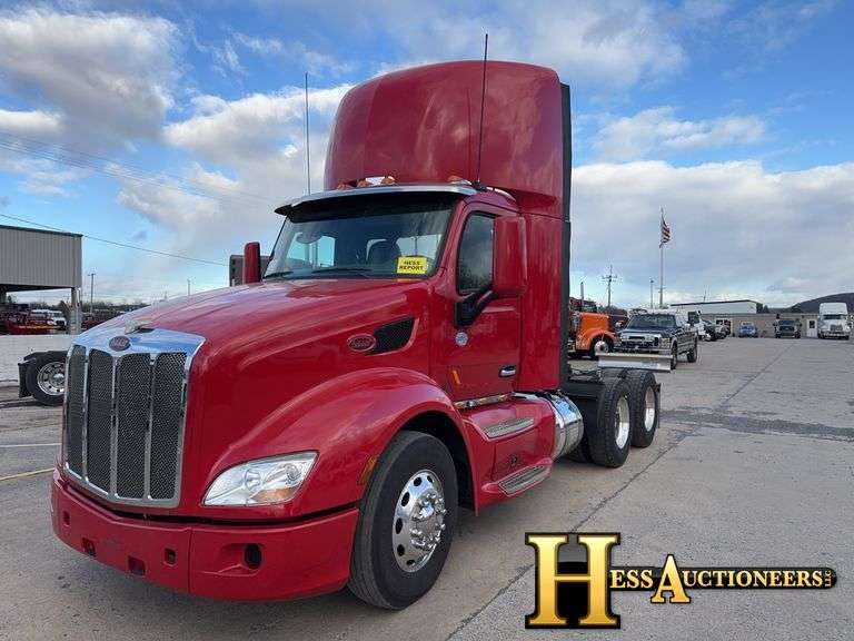 2018  PETERBILT  579  T/A DAYCAB