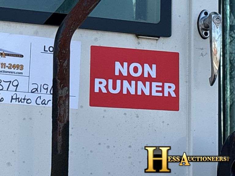 2016  AUTO CAR  ACT  YARD JOCKEY, NON-RUNNER