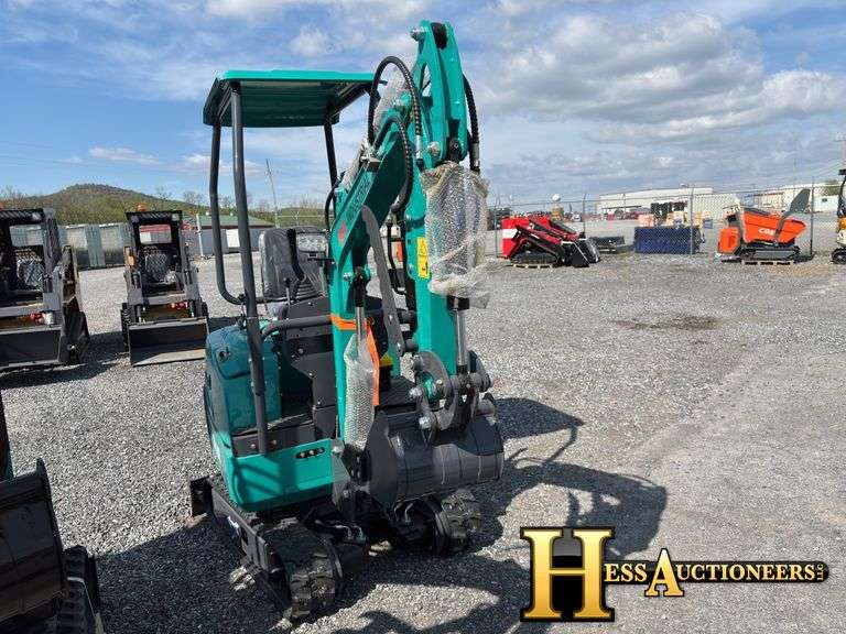 2024  AGT  QK16R  MINI COMPACT EXCAVATOR