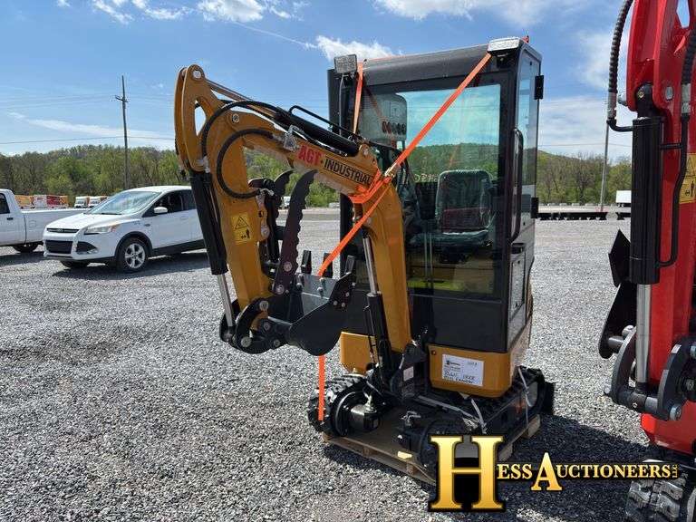 2024  AGT  QK18RXS-C  MINI COMPACT EXCAVATOR