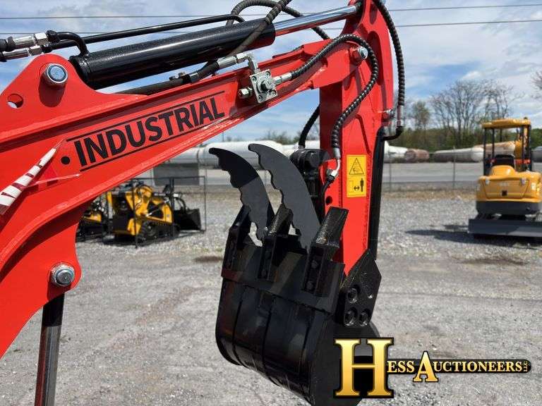 2024  AGT  QK18K-C  MINI COMPACT EXCAVATOR