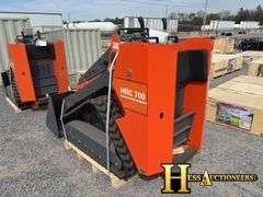 HURRICANE  HRC700  MINI COMPACT TRACK LOADER