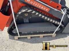 HURRICANE  HRC700  MINI COMPACT TRACK LOADER