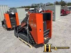 HURRICANE  HRC700  MINI COMPACT TRACK LOADER