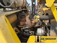 CAT  V120  FORKLIFT