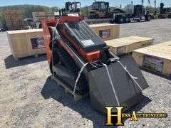 HURRICANE  HRC700  MINI COMPACT TRACK LOADER