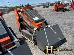 HURRICANE  HRC700  MINI COMPACT TRACK LOADER