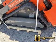 HURRICANE  HRC700  MINI COMPACT TRACK LOADER