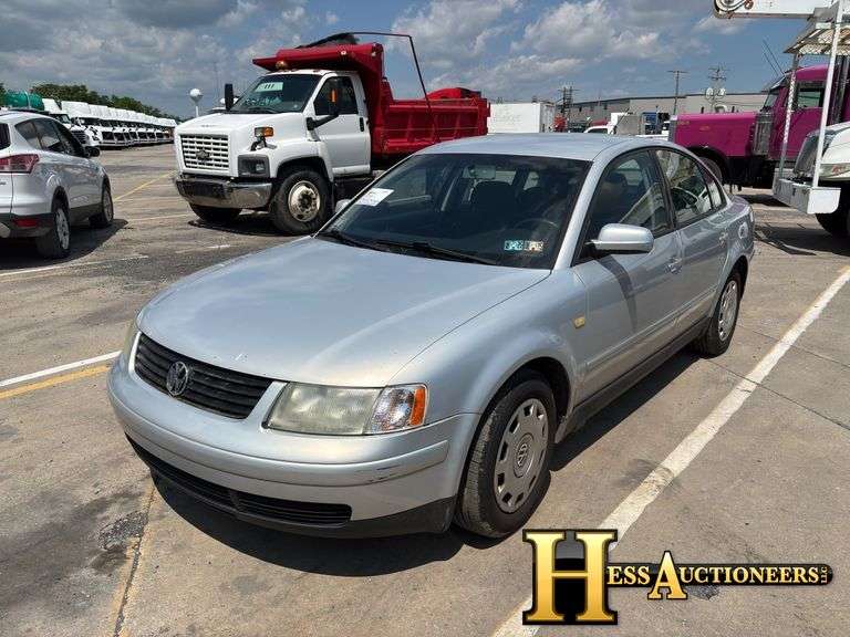 1999  VOLKSWAGEN  PASSAT GLS