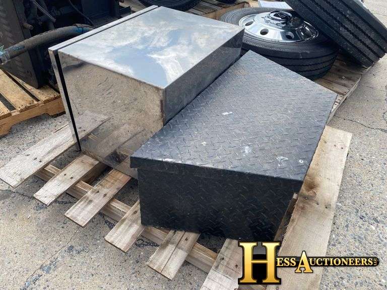 TOOL BOXES